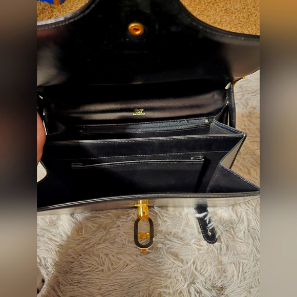Celine Vintage Black & Gold Adjustable ✨️ Beautiful Bag (EUC)(SEE PICS) - Picture 5 of 9